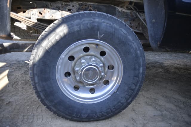 Image of Ford F-250 equipment image 4