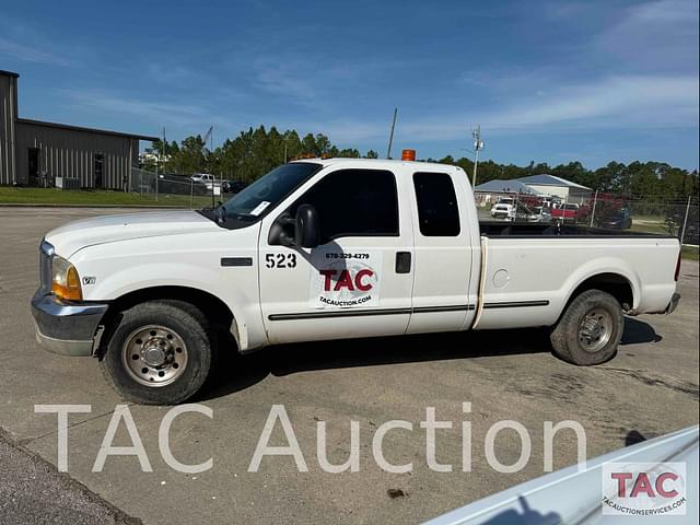 Image of Ford F-250 equipment image 1