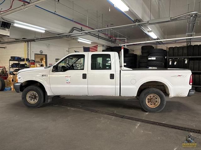 Image of Ford F-250 equipment image 1