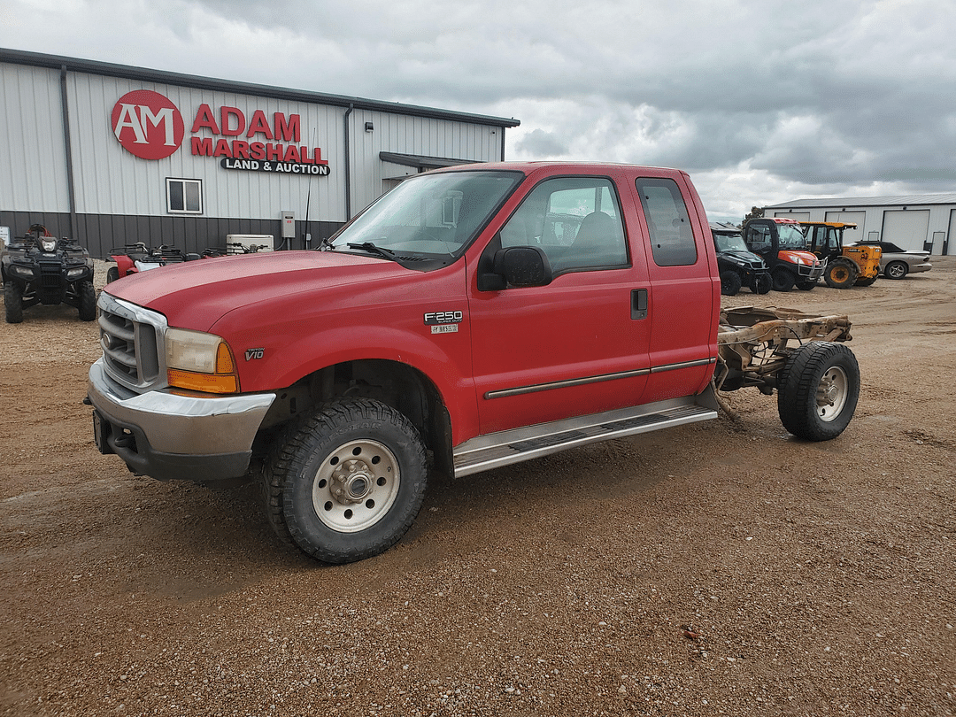 Image of Ford F-250 Primary image