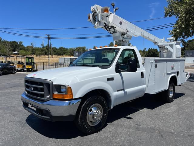 Image of Ford F-250 equipment image 2