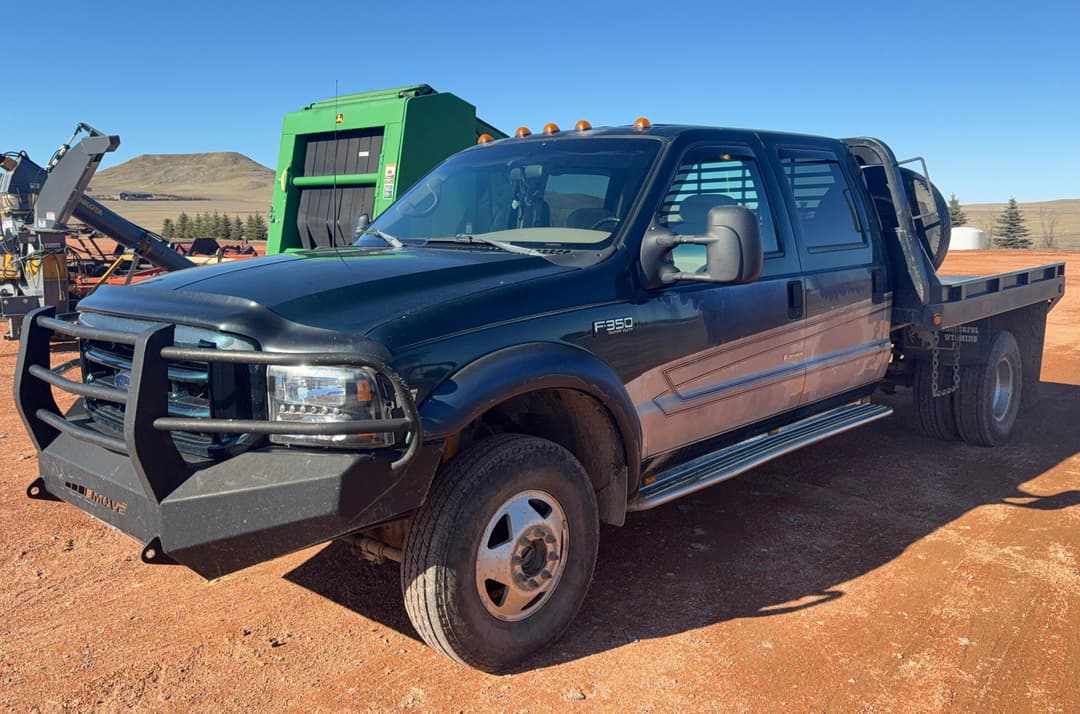 Image of Ford F-350 Primary image