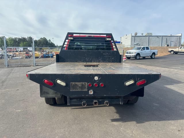 Image of Ford F-350 equipment image 4