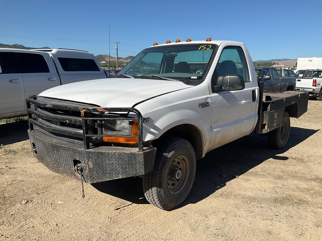 Image of Ford F-350 Primary image