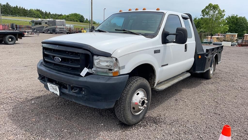 Image of Ford F-350 Primary image