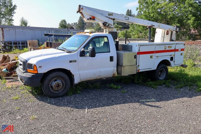 Image of Ford F-350 equipment image 1