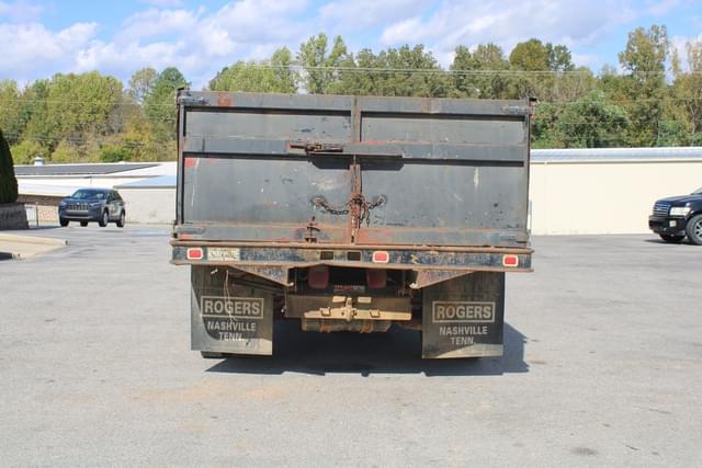 Image of Ford F-350 equipment image 2