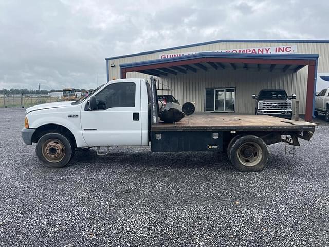 Image of Ford F-450 equipment image 1