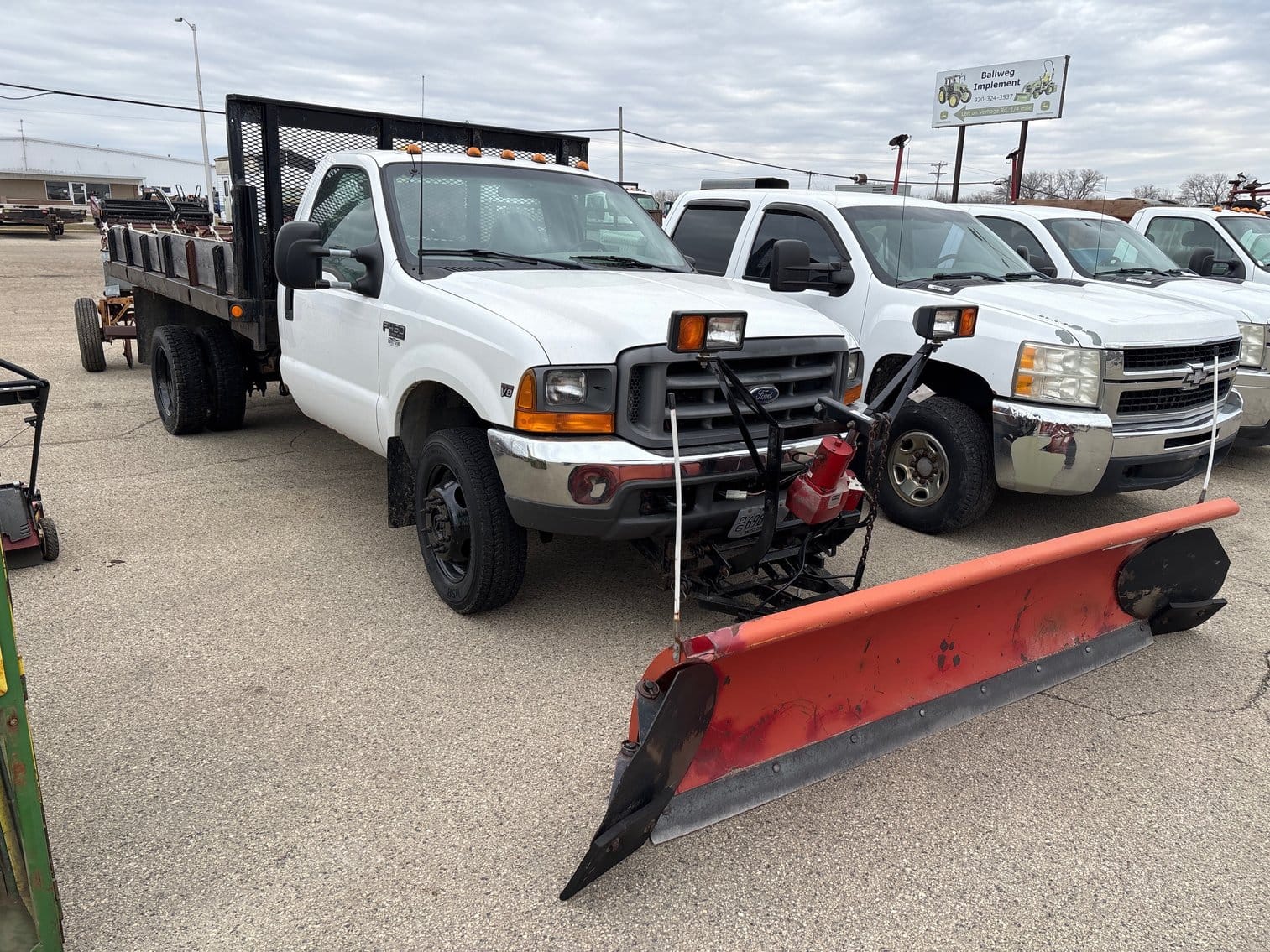 1999 Ford F-450 Equipment Image0