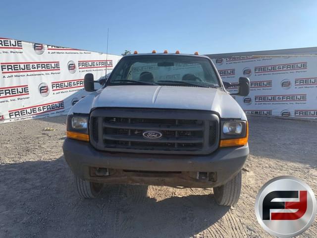 Image of Ford F-450 equipment image 1