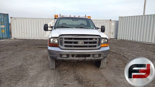 Image of Ford F-450 equipment image 1