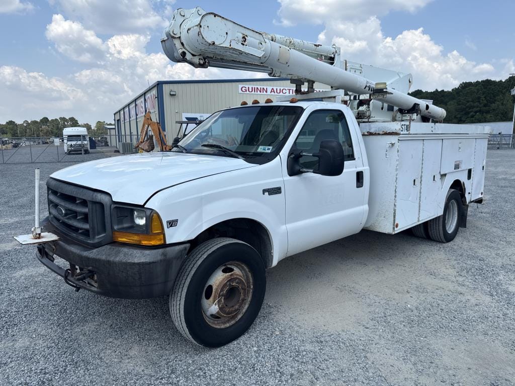 1999 Ford F-550 Equipment Image0