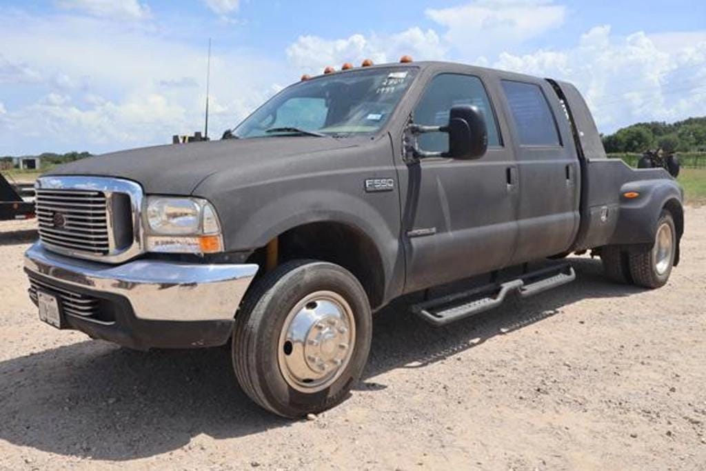 1999 Ford F-550 Equipment Image0