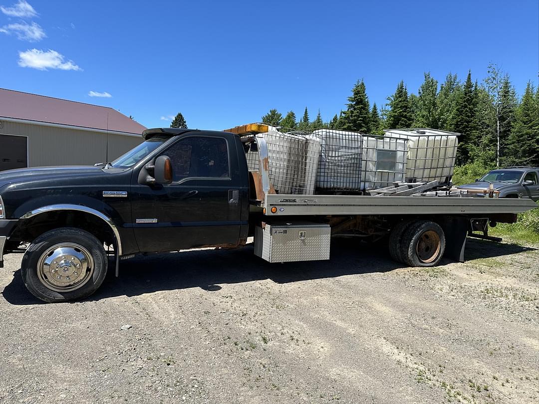 Image of Ford F-550 Image 1
