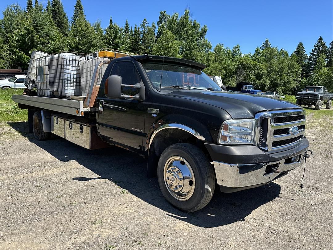 Image of Ford F-550 Image 0