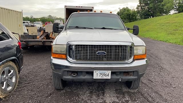 Image of Ford F-550 equipment image 1