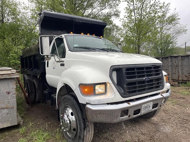 Image of Ford F-650 equipment image 2