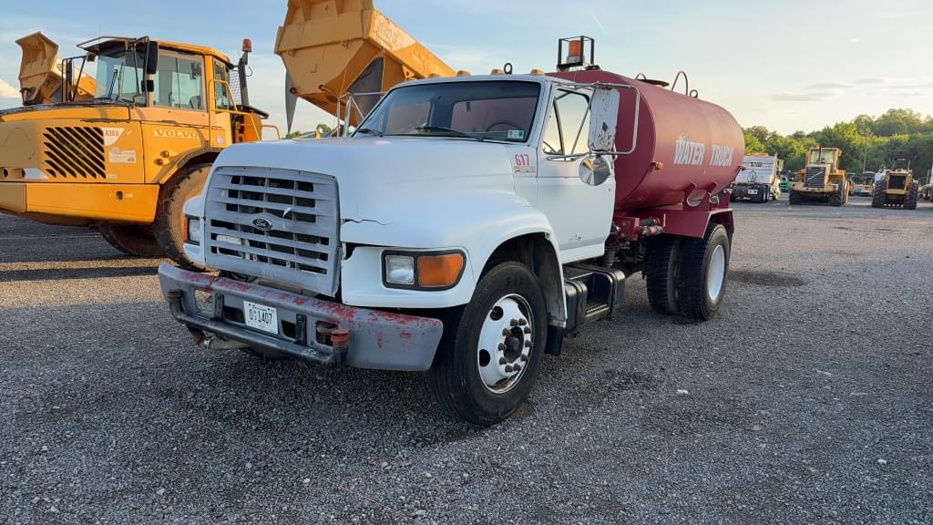 Image of Ford F-SERIES Primary image