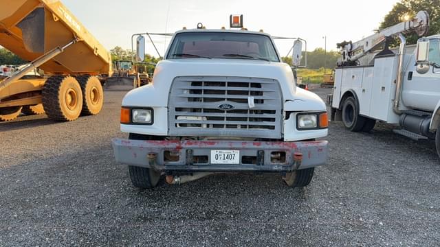 Image of Ford F-SERIES equipment image 1