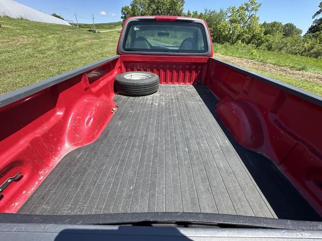 Image of Ford F-150 equipment image 4