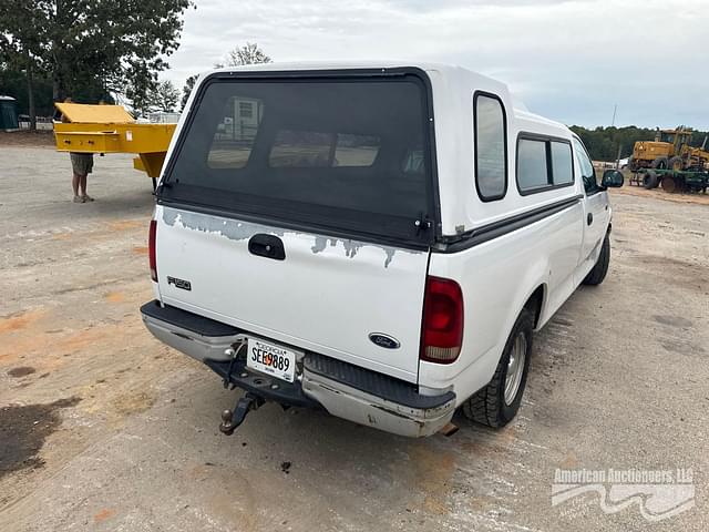 Image of Ford F-150 equipment image 2