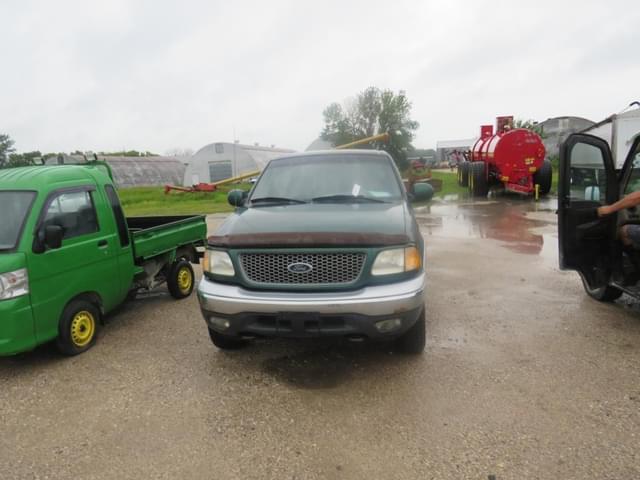 Image of Ford F-150 equipment image 1