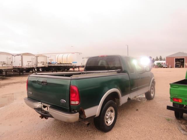 Image of Ford F-150 equipment image 3