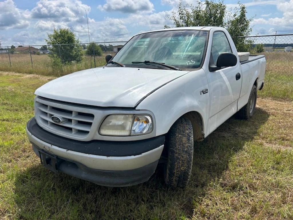 Image of Ford F-150 Primary image