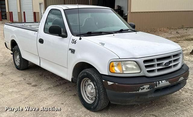 Image of Ford F-150 equipment image 2