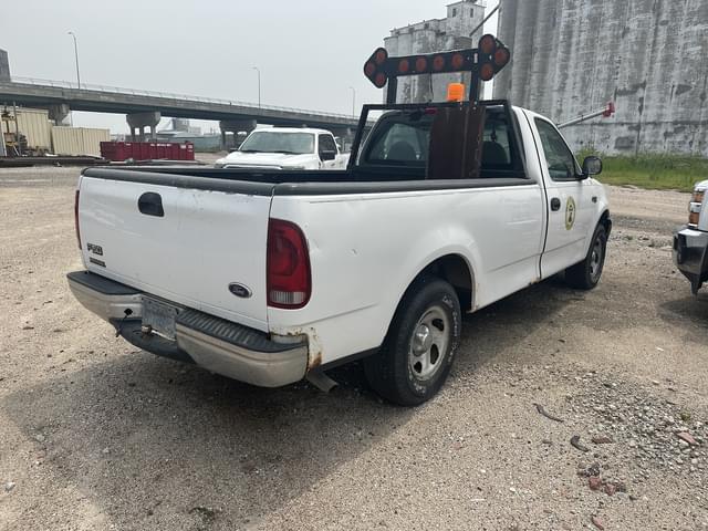 Image of Ford F-150 equipment image 3