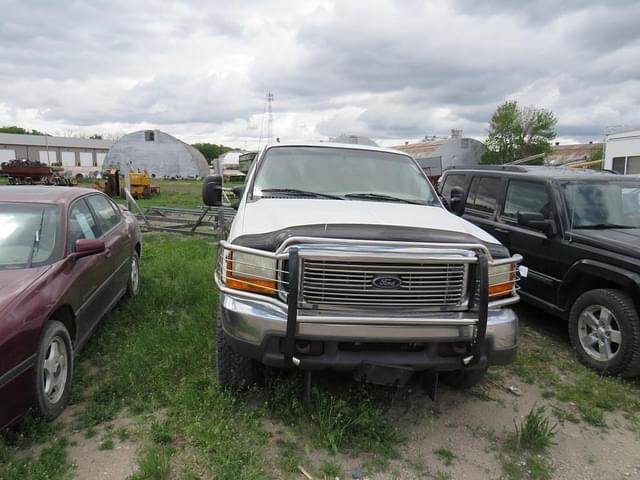 Image of Ford F-250 equipment image 1