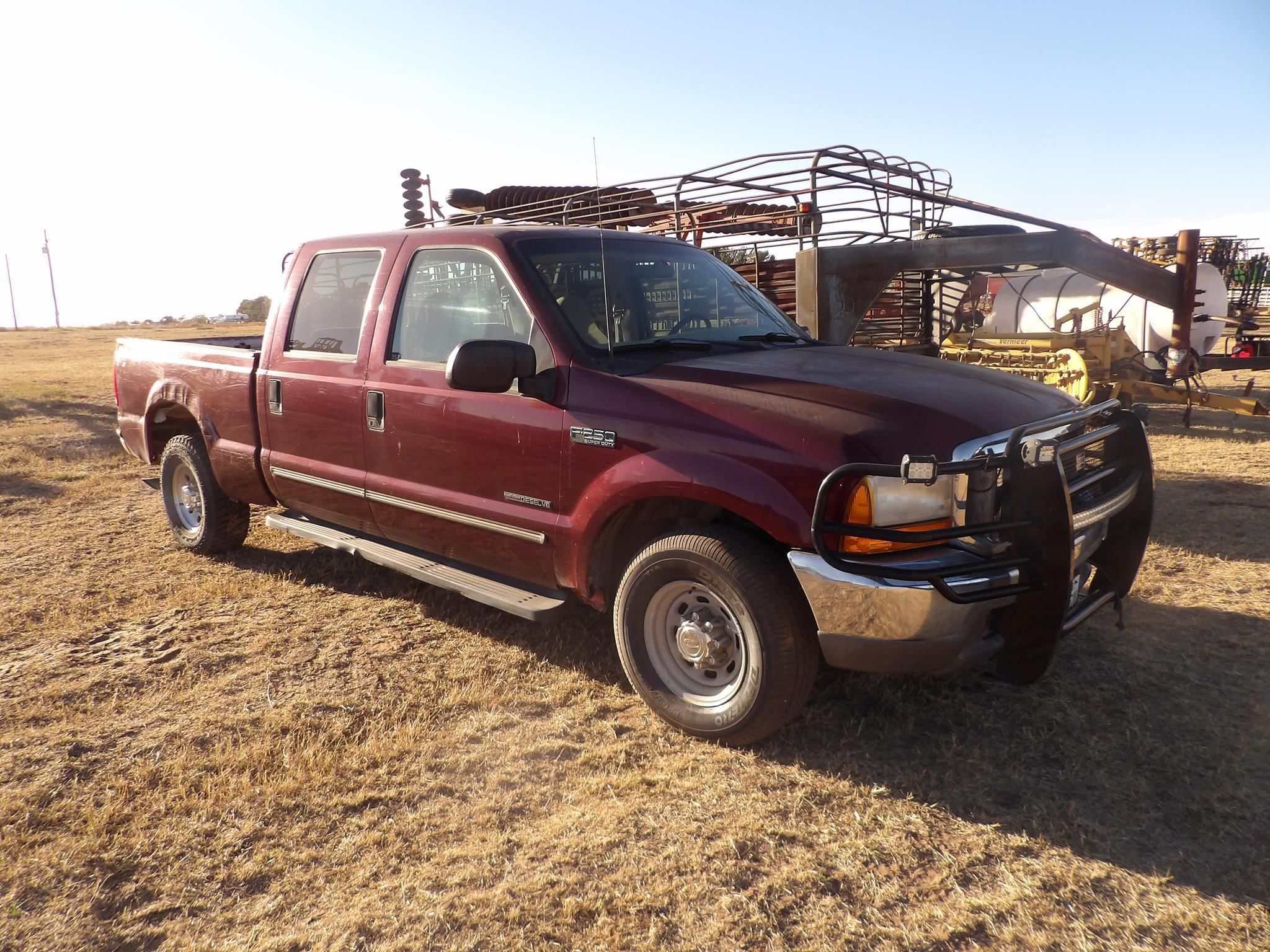 1999 Ford F-250 Equipment Image0