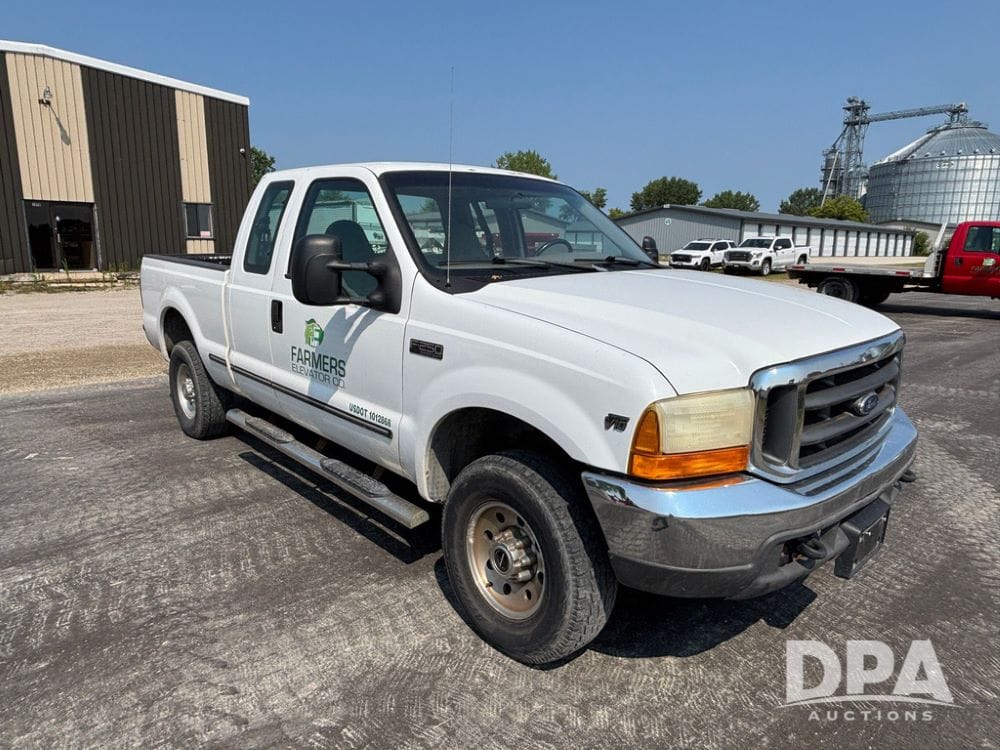 1999 Ford F-250 Equipment Image0