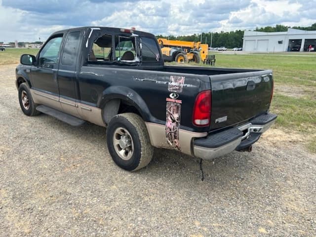 Image of Ford F-250 equipment image 4