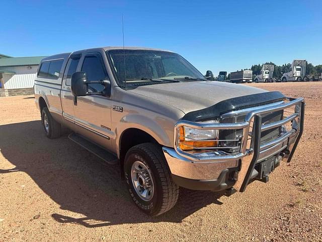 Image of Ford F-250 equipment image 2