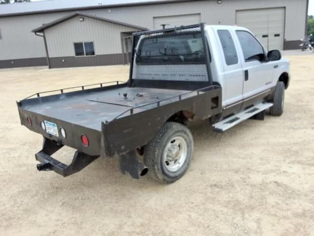 Image of Ford F-250 equipment image 4