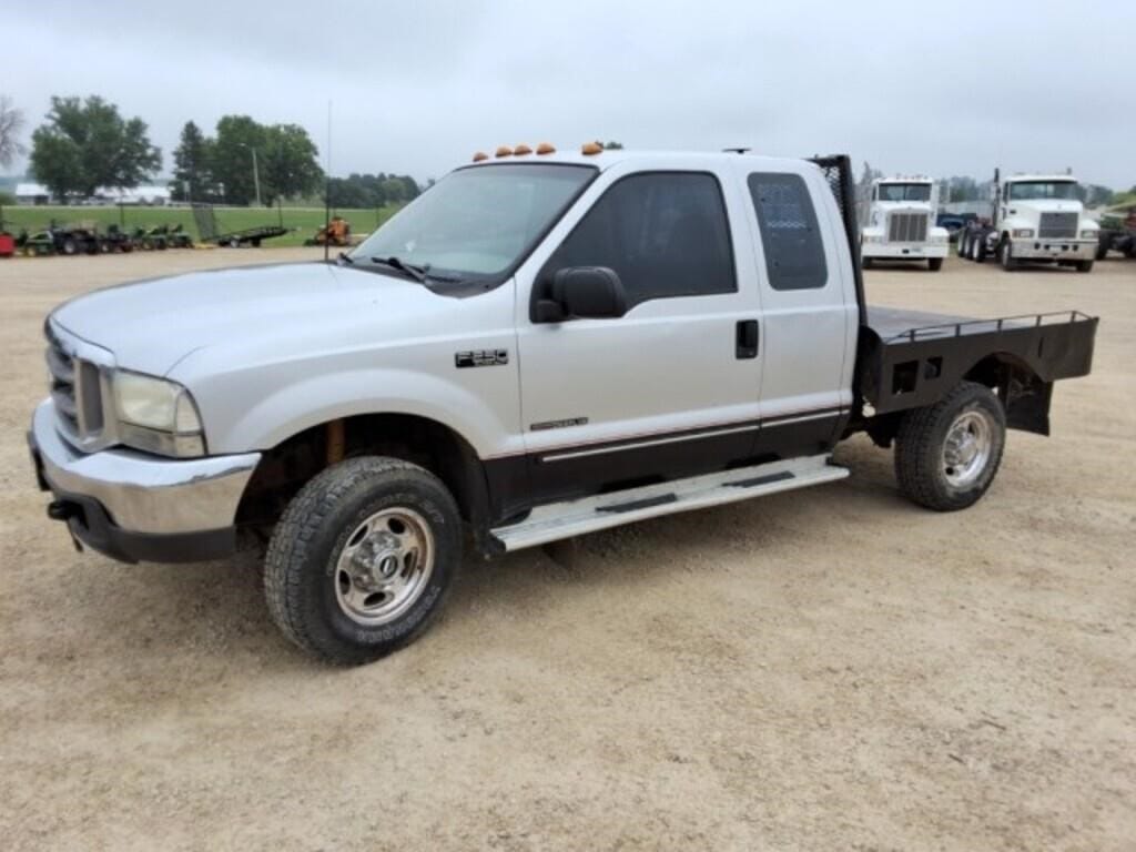 1999 Ford F-250 Equipment Image0