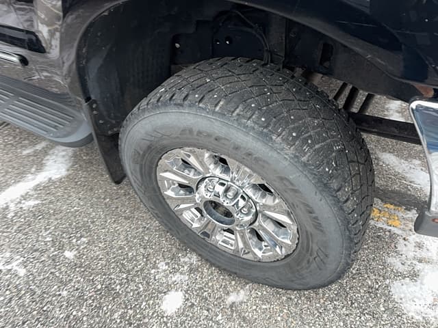 Image of Ford F-250 equipment image 2