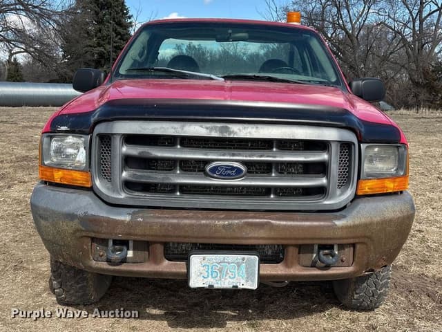 Image of Ford F-250 equipment image 1
