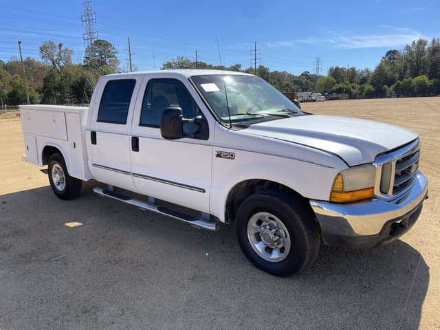 Image of Ford F-250 equipment image 3