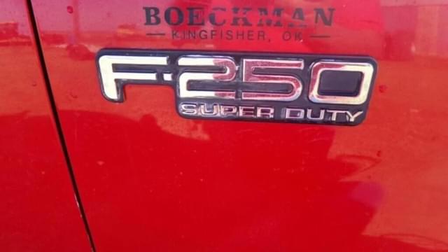 Image of Ford F-250 equipment image 3