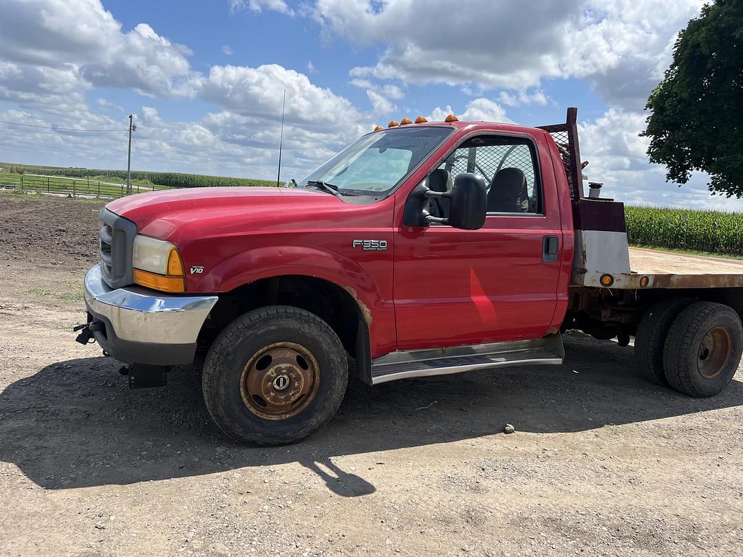 Image of Ford F-350 Primary image