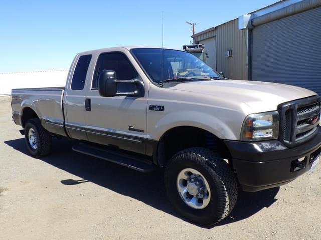 Image of Ford F-350 equipment image 1