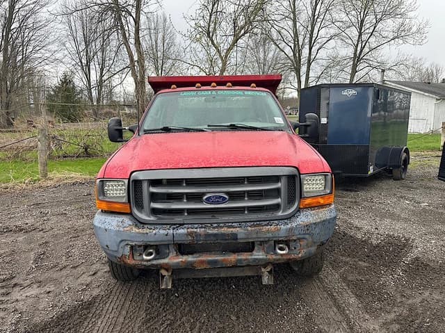 Image of Ford F-350 equipment image 1