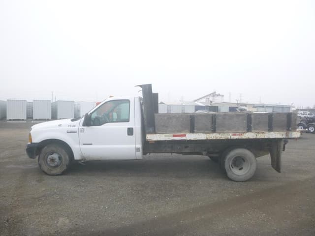 Image of Ford F-350 equipment image 4