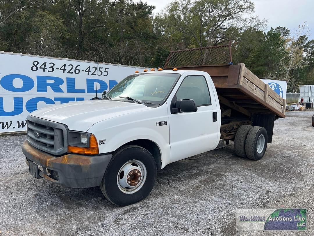 Image of Ford F-350 Primary image