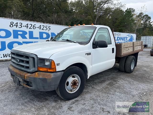 Image of Ford F-350 equipment image 2