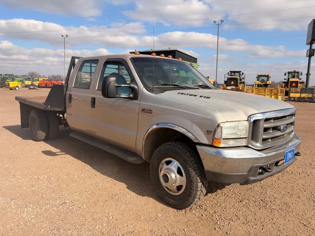 Image of Ford F-350 equipment image 1
