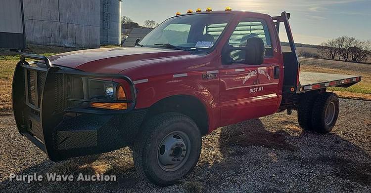 1999 Ford F-350 Equipment Image0