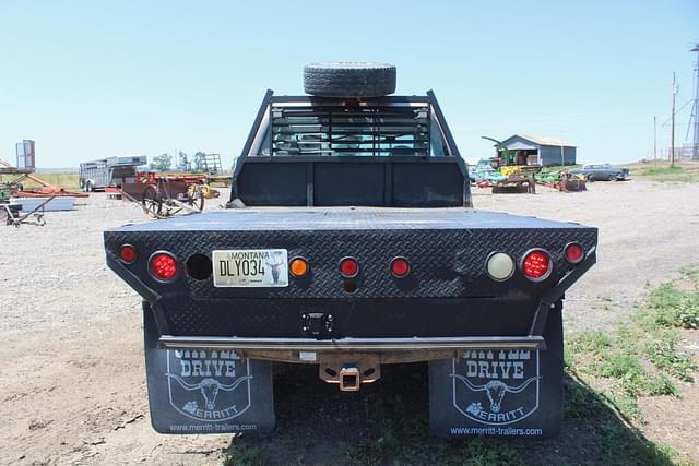 Image of Ford F-350 equipment image 3